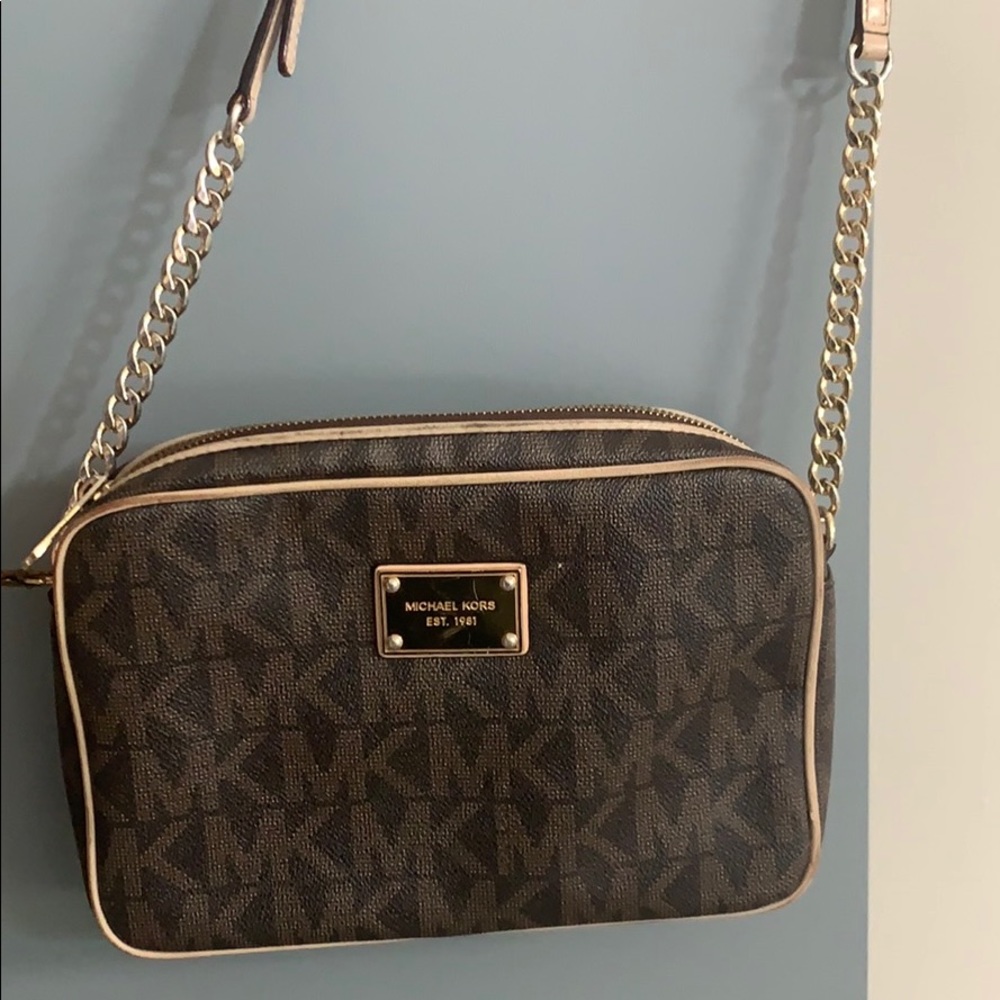 Micheal Kors Crossbody Bag
